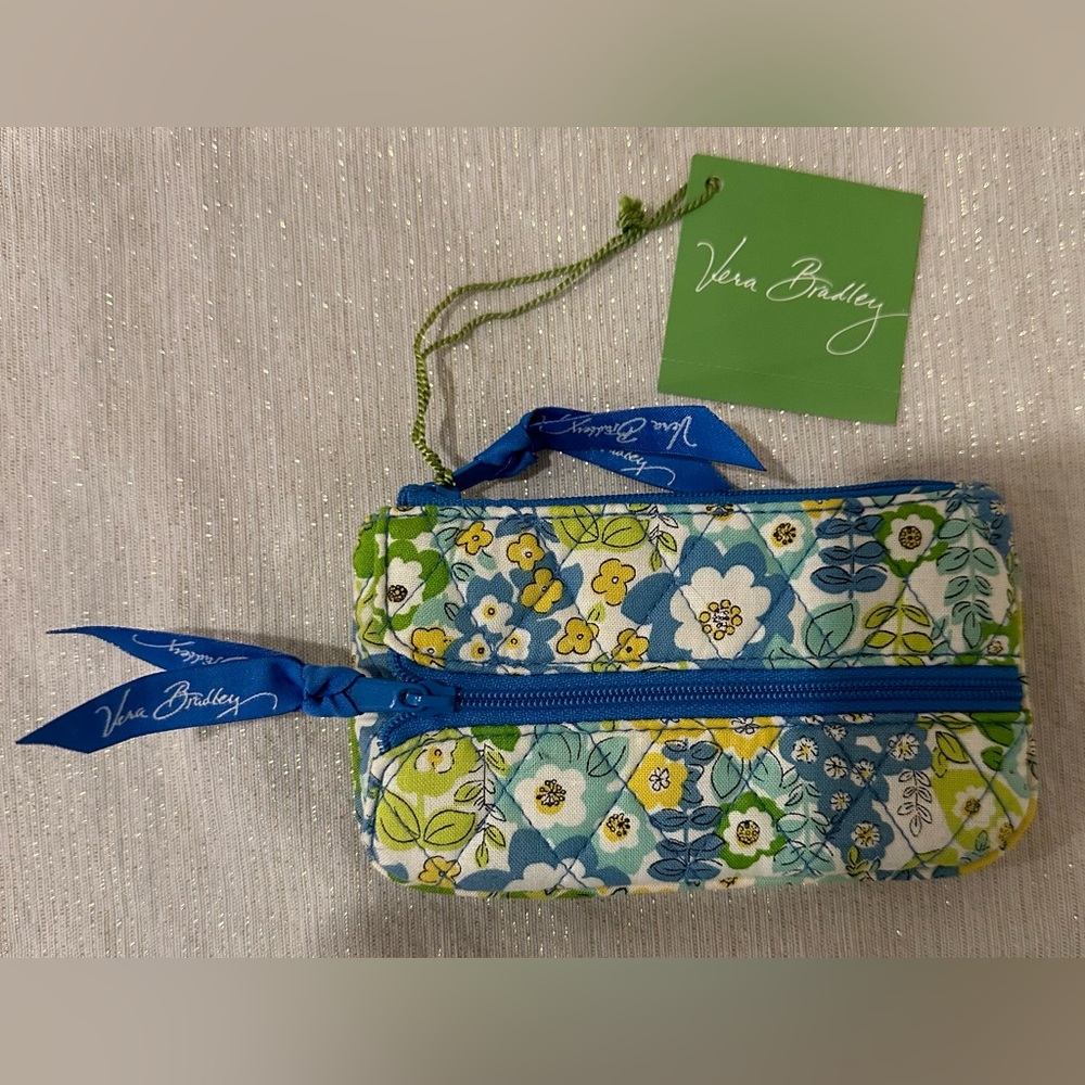 Vera Bradley English Meadow Coin and Key nwt